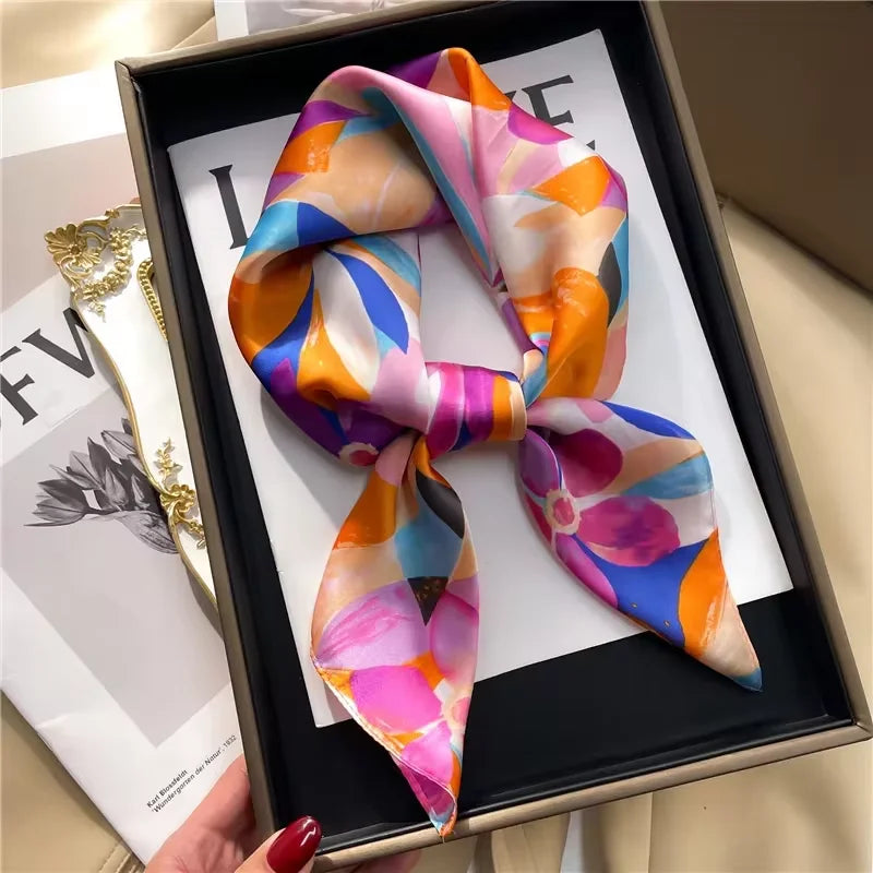 Foulard en soie imprimé végétal