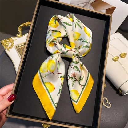 Écharpe en Soie Fleurie